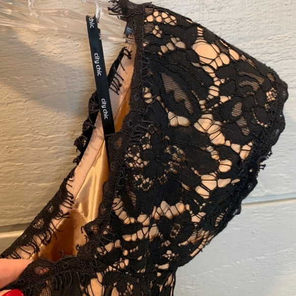 City Chic Off the Shoulder Lace Dreams Dress Black - Picture 5 of 7